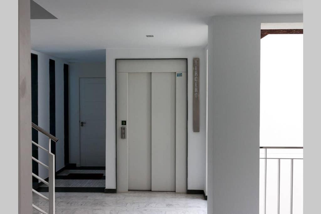 La Casa De Colon - Apartamento Doble En El Centro Apartment Cadiz Luaran gambar